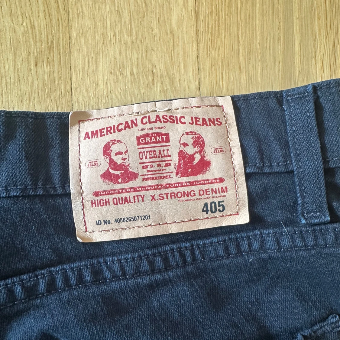 Svarta Grant jeans  - 1
