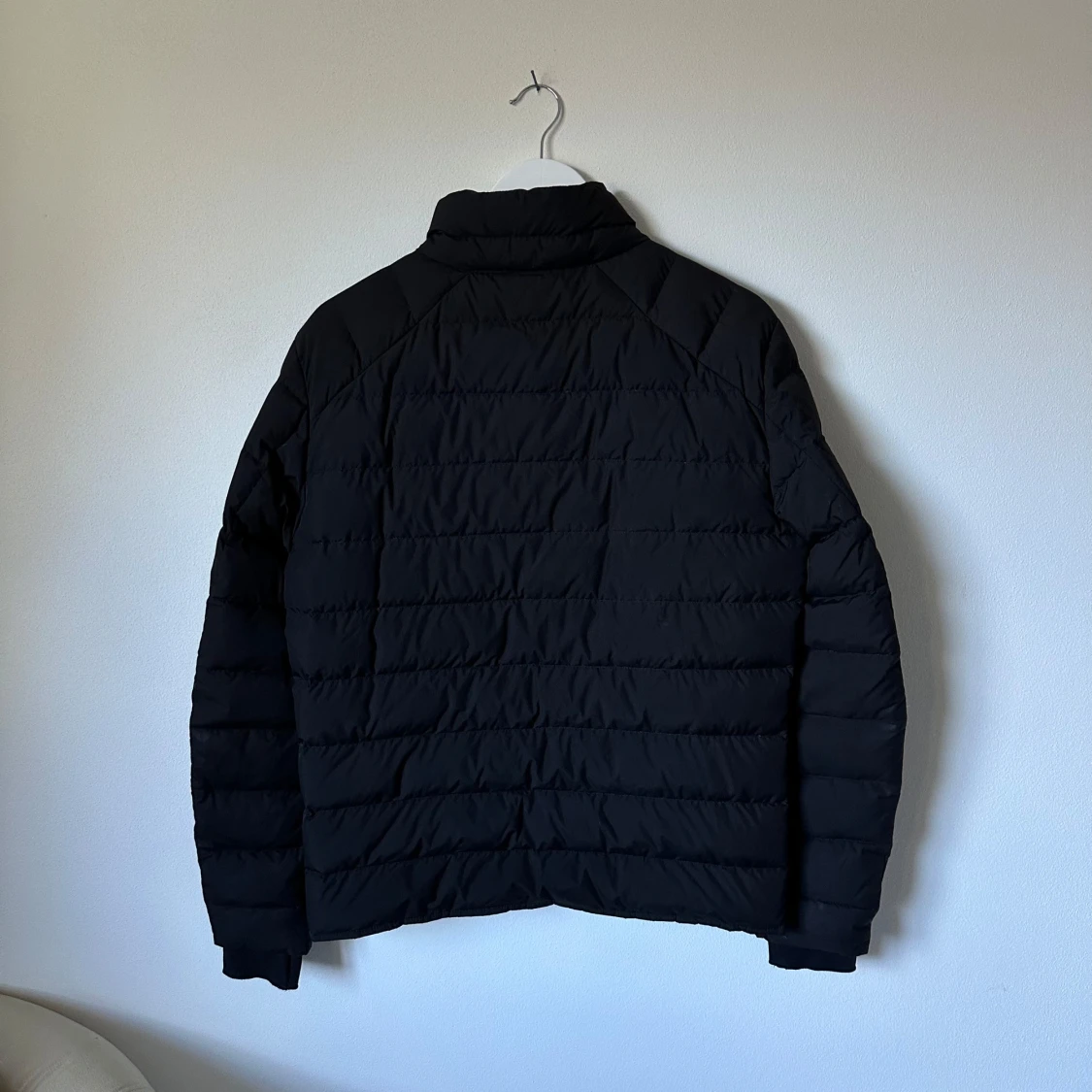 Svart pufferjacka från Zara Man - 1