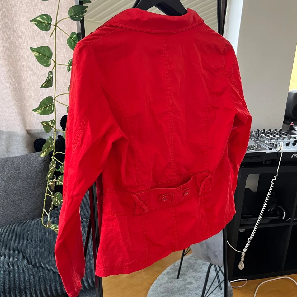 Röd kavajjacka från b.young - 1