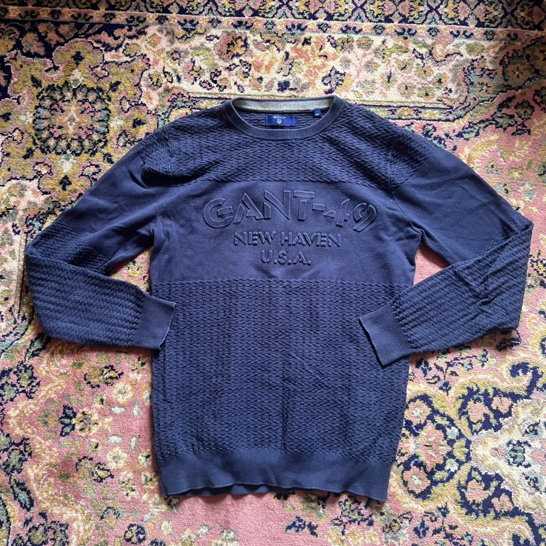 Mörkblå stickad tröja från GANT M