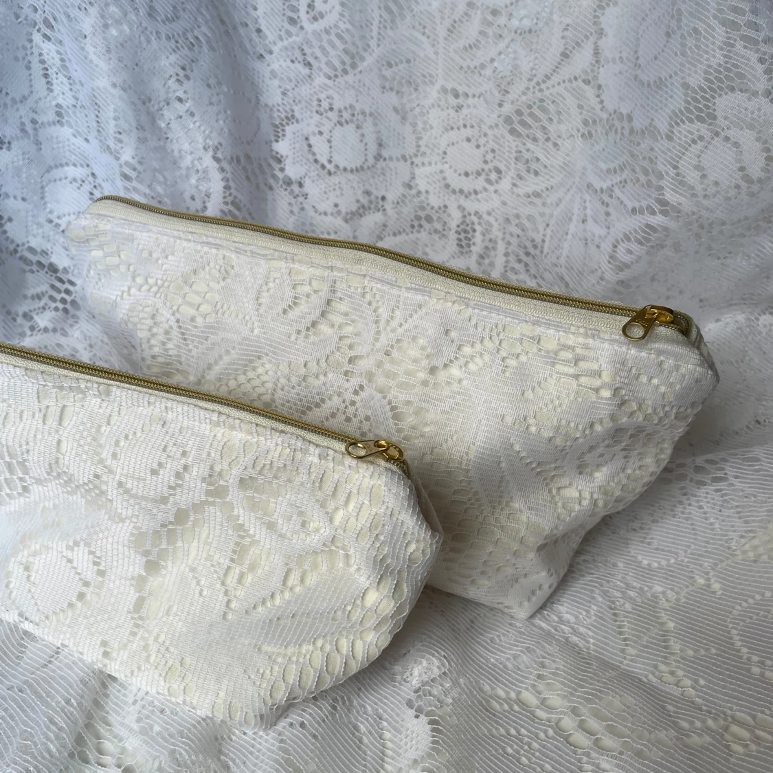 Vit spets necessär/väska stor - 3