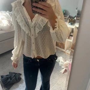 Vit zara blus  - Blus från zara 