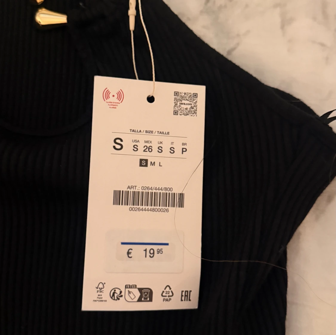 Svart ribbad oneshoulder topp från Zara - 1