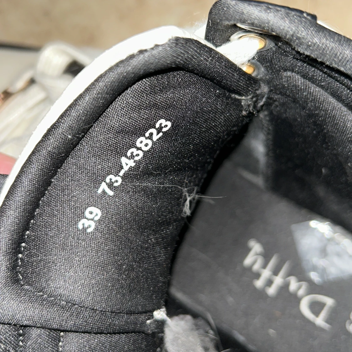 Svarta och vita high top sneakers - 3