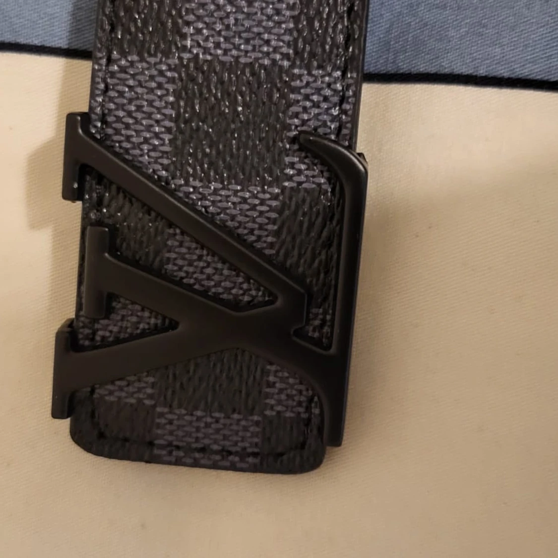 rutigt svart bälte 100 cm - 2