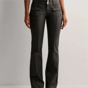 nelly skinbyxor - nya skinbyxor från nelly, strolek 32💓