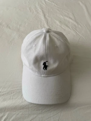 Ralph lauren keps - En fin keps från Ralph lauren har aldrig använts