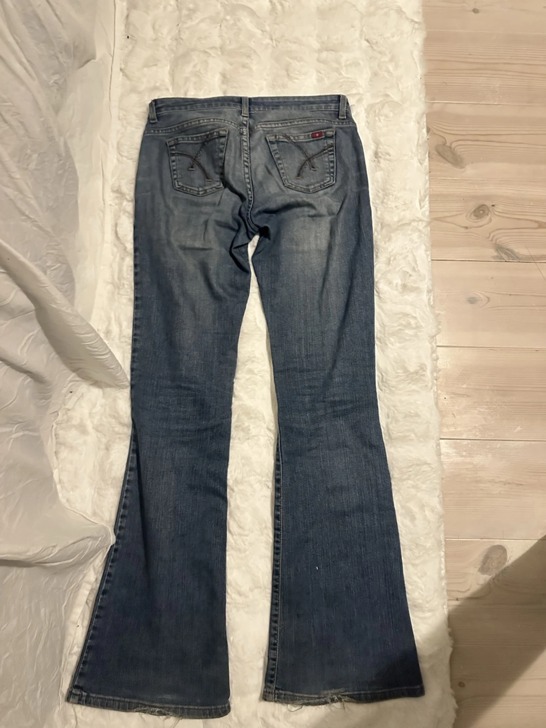 Vintage ågmidjade bootcut jeans - 1