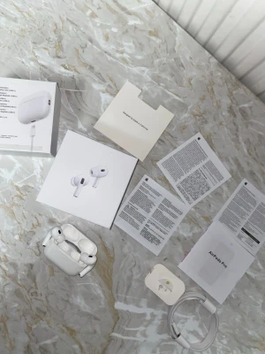 AirPods Pro 2 - AirPods Pro två helt nytt oanvända 