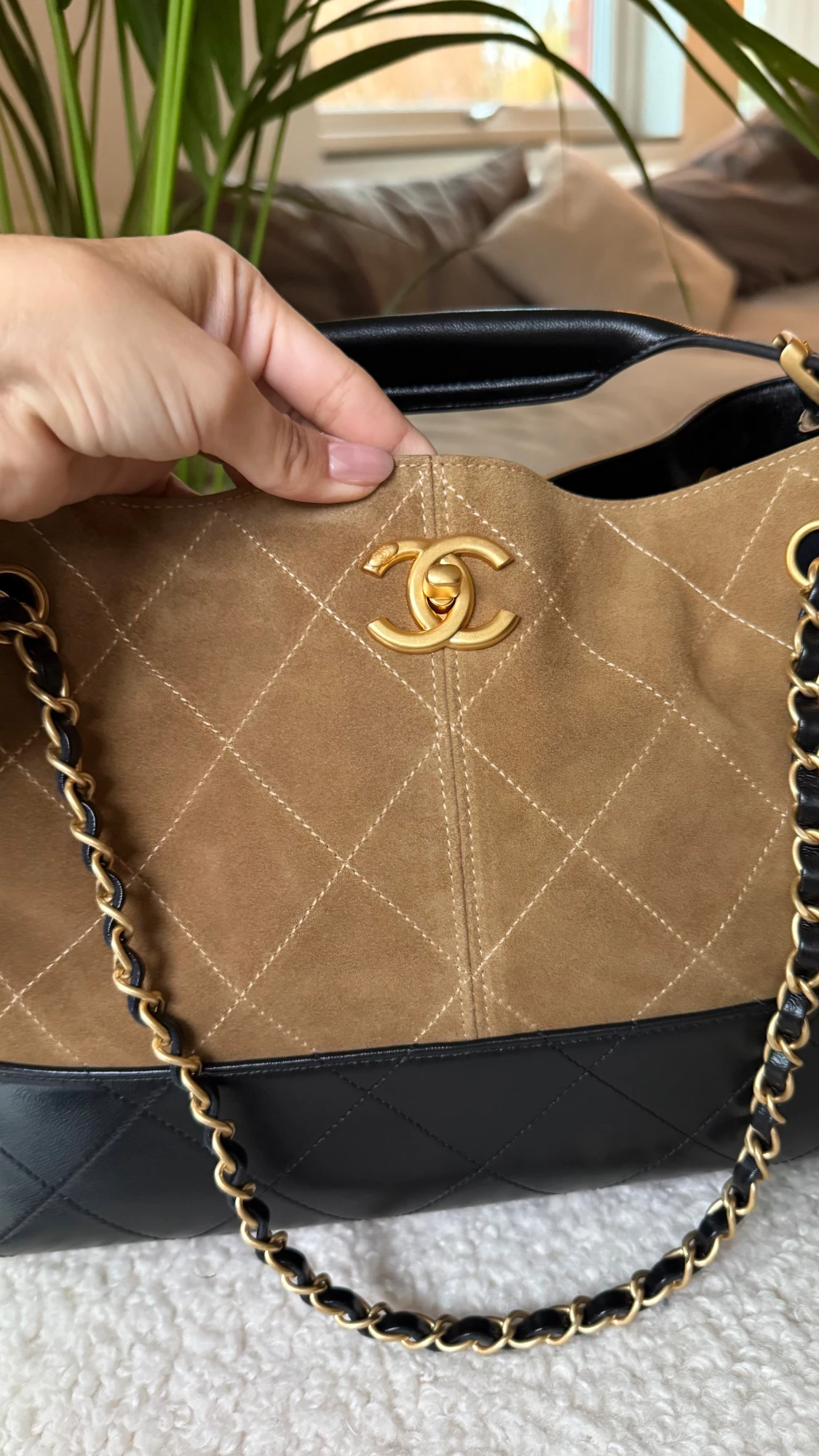 Leather shoulder bag - 1