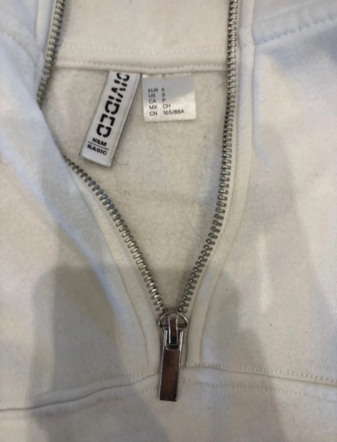 Vit croppad half zip från H&M Divided - 2