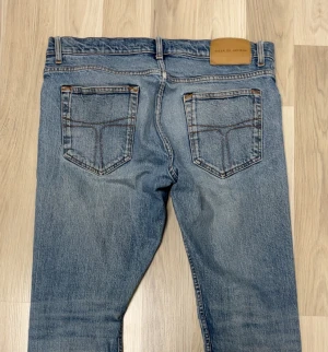 Tiger of Sweden - Tiger of sweden jeans modellen ser ni på bilden. Storlek W33/L32🌟 