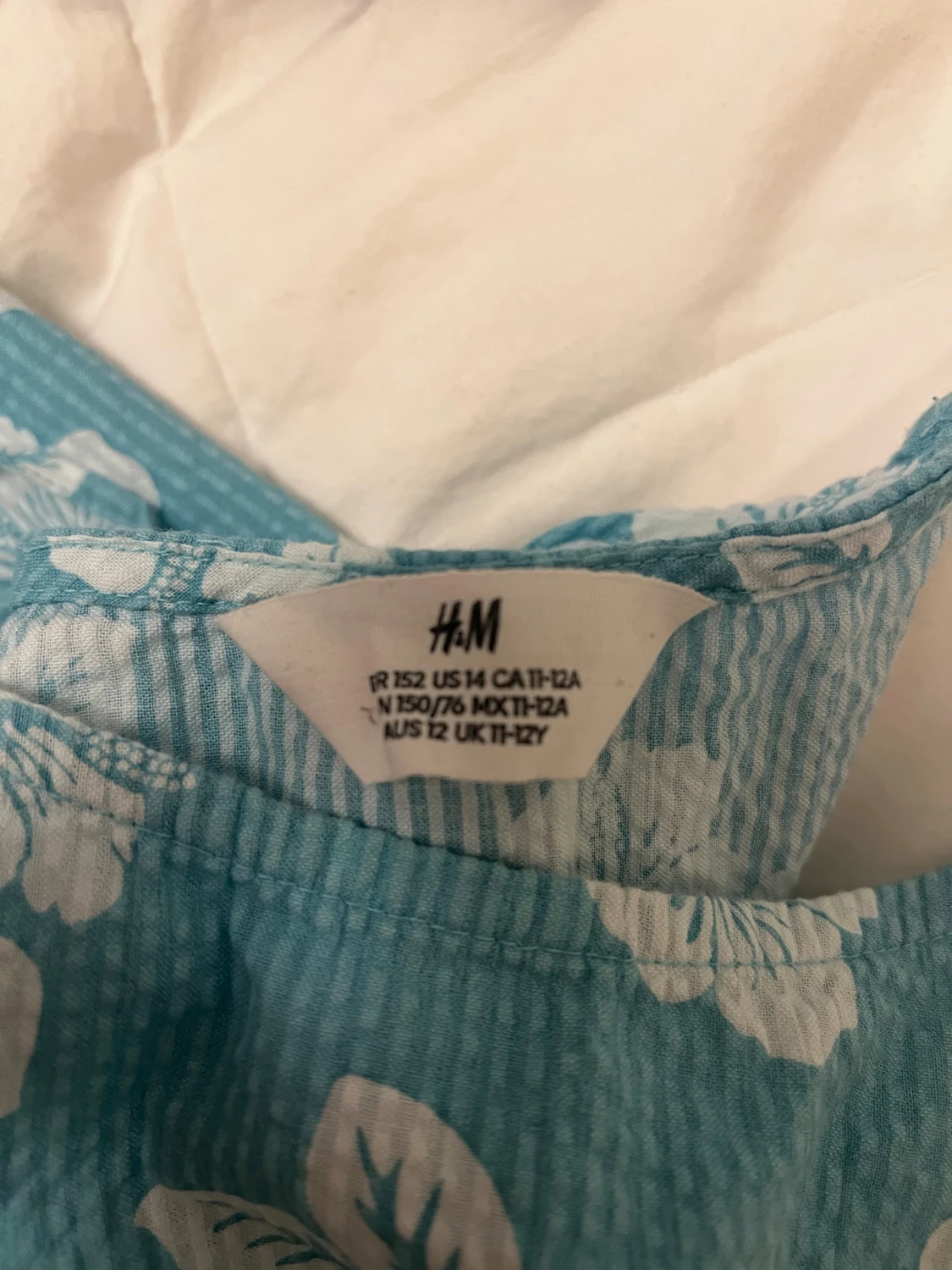 Blommig blå kortklänning från H&M - 2