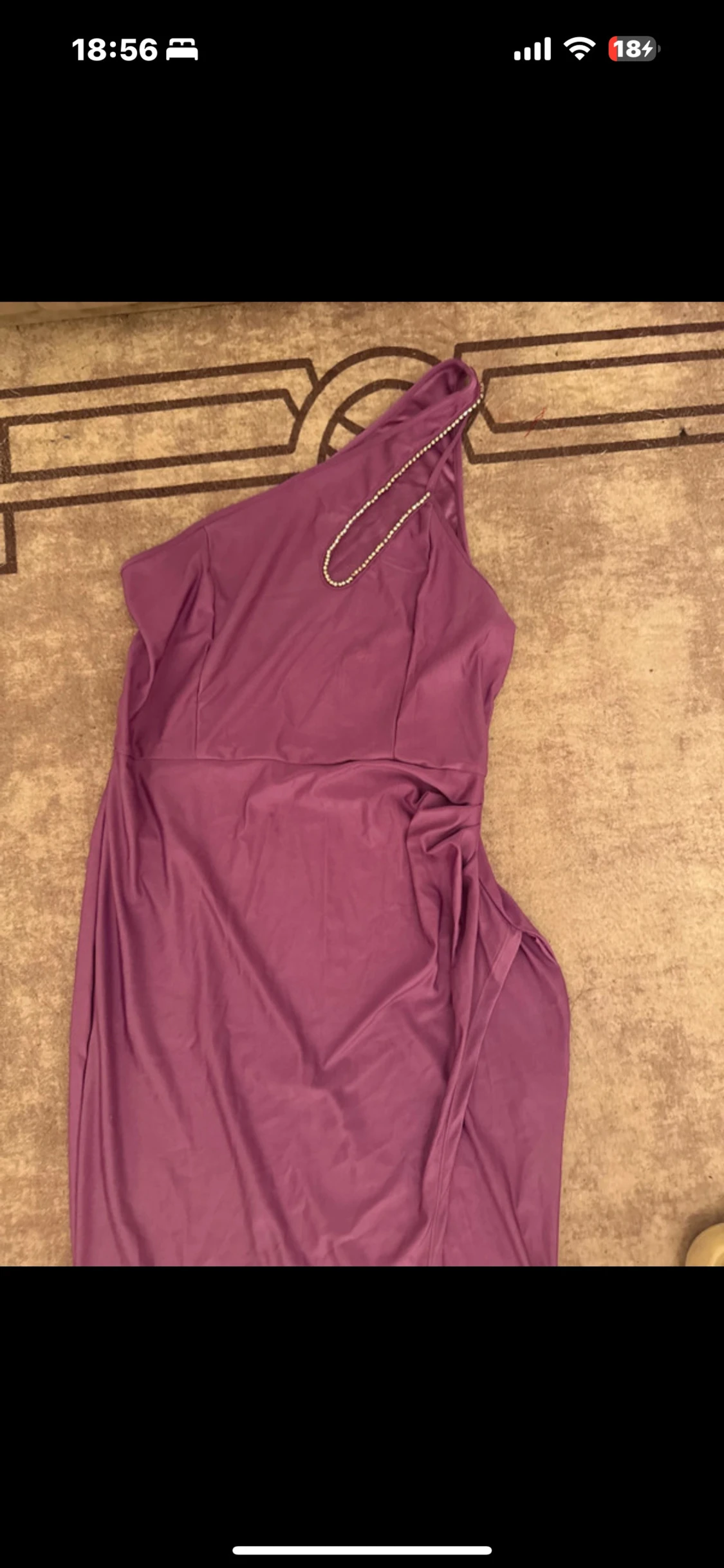 Lila långklänning med slits - 1