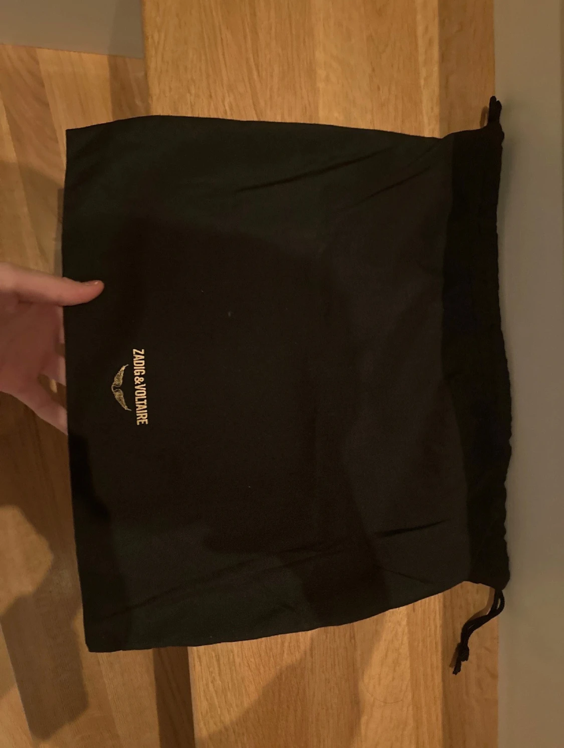 Svart handväska från Zadig & Voltaire - 4