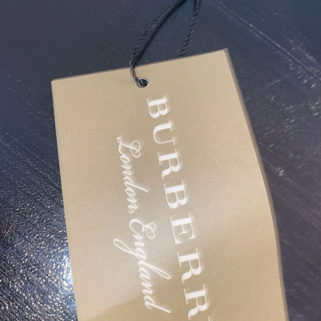 Svart Burberry mössa med logga - 1