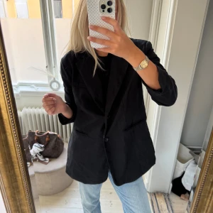 Svart kavaj  - Super snyggg 💘💘💘💘