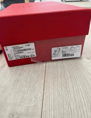 Valentino skor  - Valentino skor äkta storlek 43.5