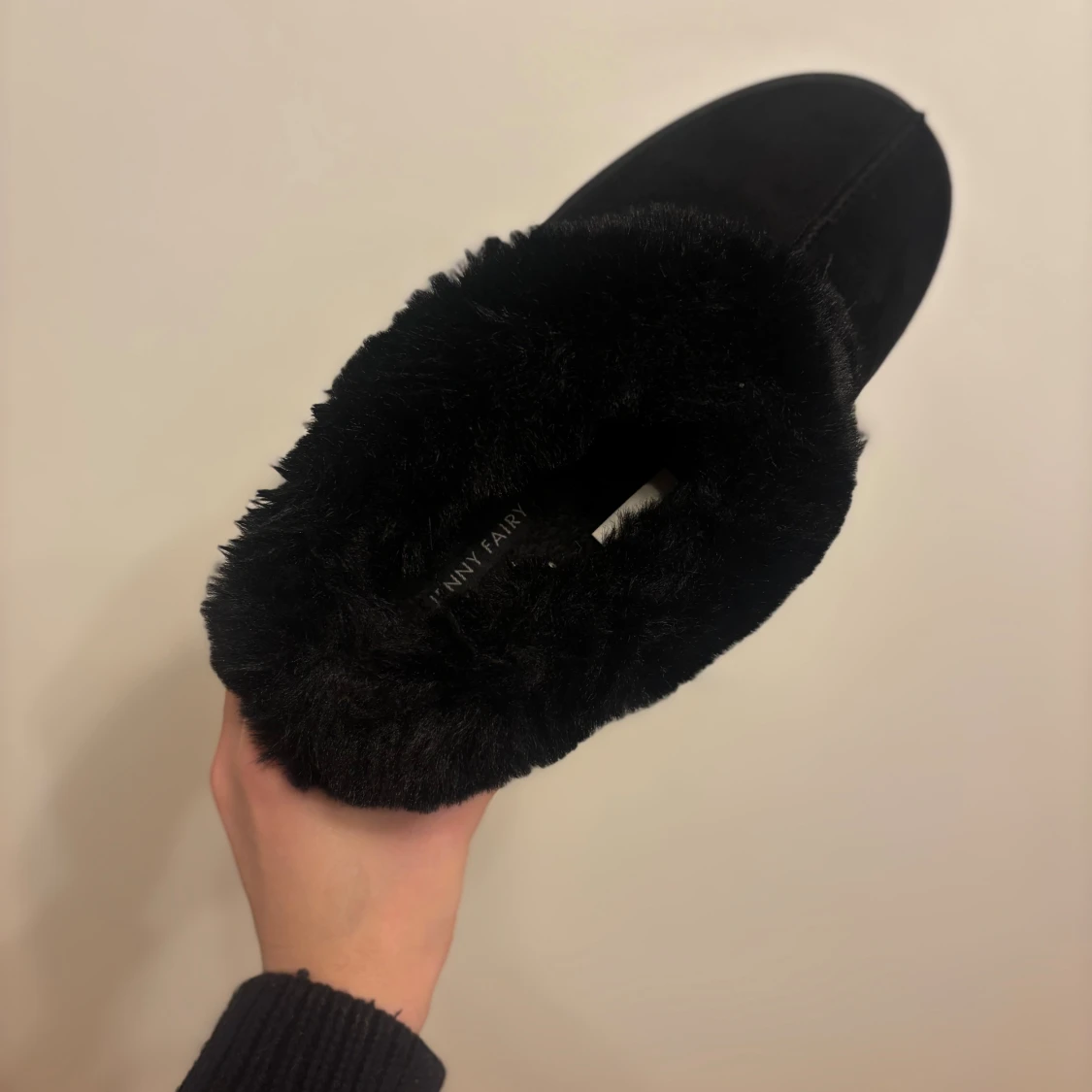 Svarta fluffiga boots från Jenny Fairy - 2