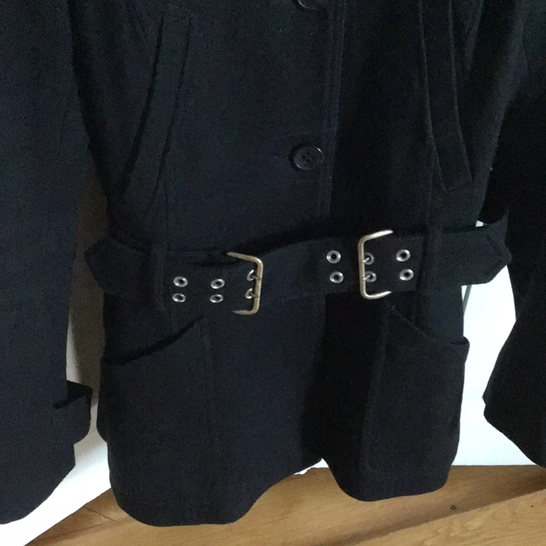 Svart kappa med bälte från BZR - 3