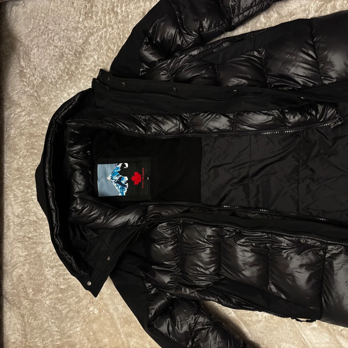 Svart pufferjacka från ZAVETTI CANADA - 1