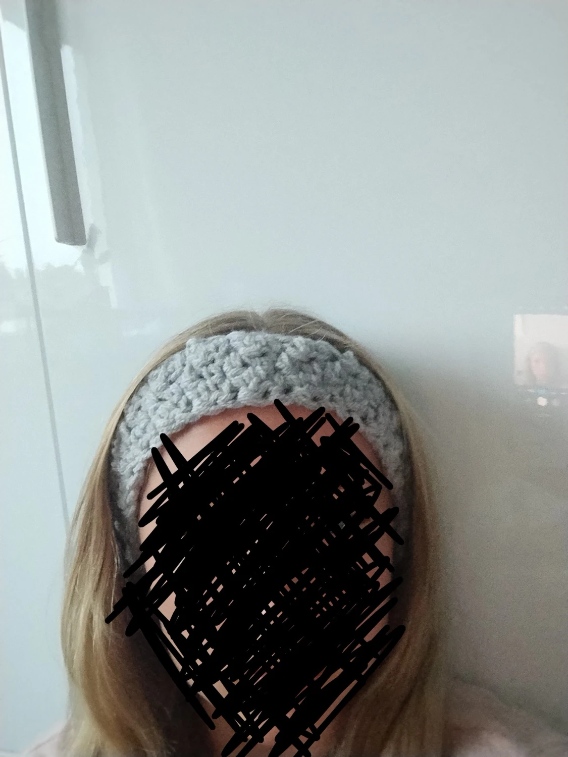 Handgjort virkat hårband i  grått - 1