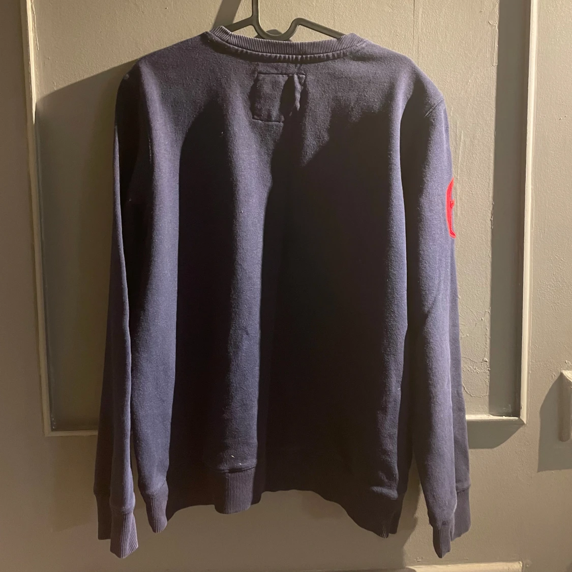 Mörkblå sweatshirt från Morris - 1