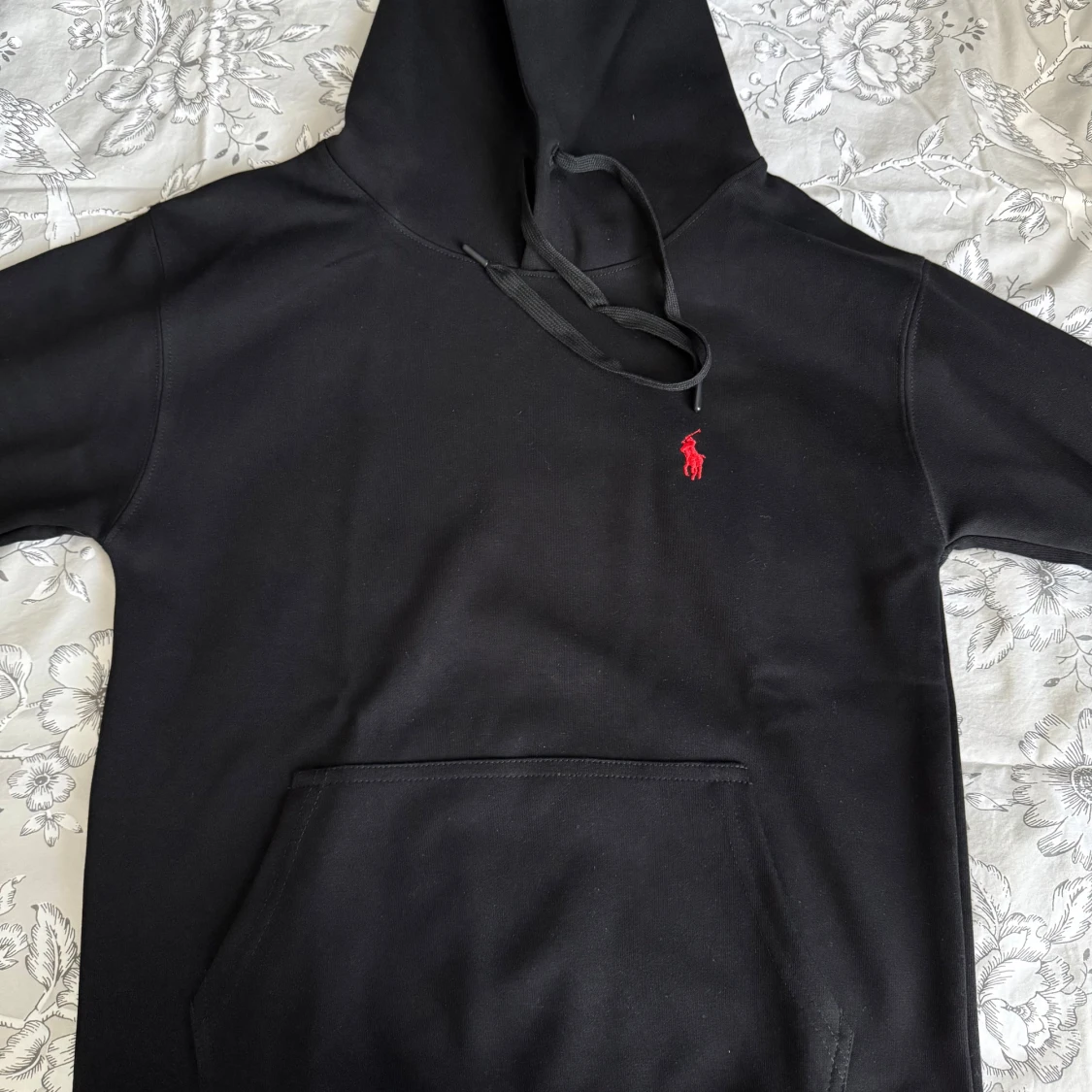 Svart hoodie från Polo Ralph Lauren