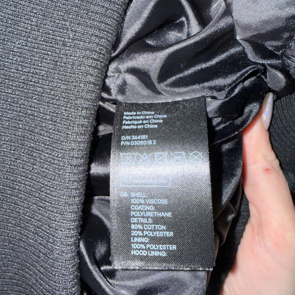 Svart och grå jacka H&M storlek M - 3