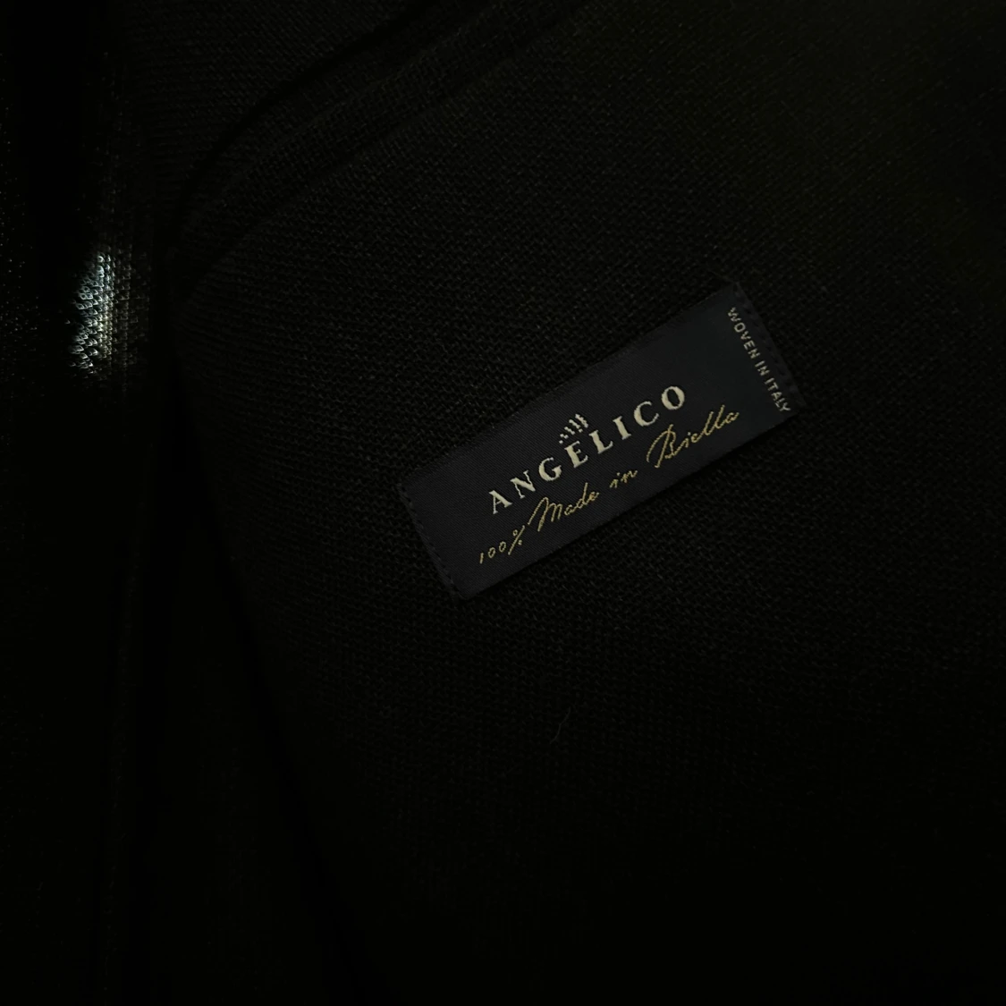 Mörkblå kavaj från Angelico i ull - 2