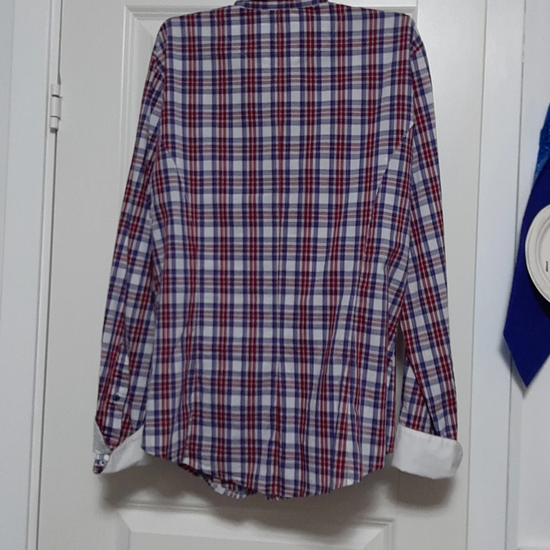 Rutig skjorta med volang från The Shirt Factory - 4