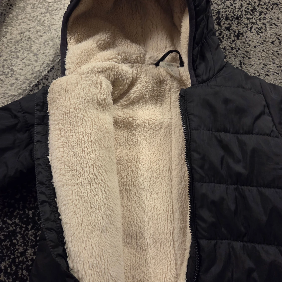 Svart fodrad overall från Lindex Baby - 1