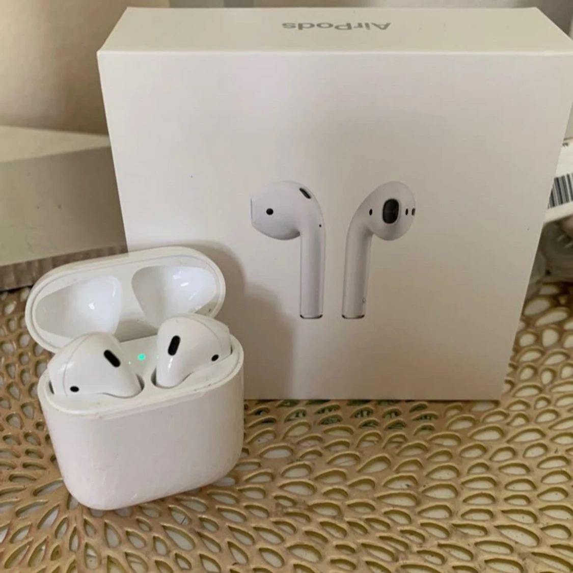 AirPods 2 - 1