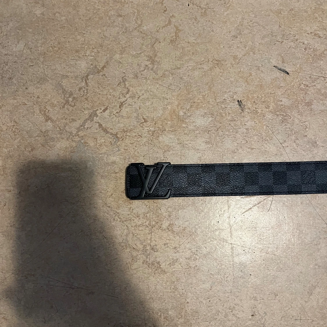 Louis Vuitton svart rutig skinnbälte - 2