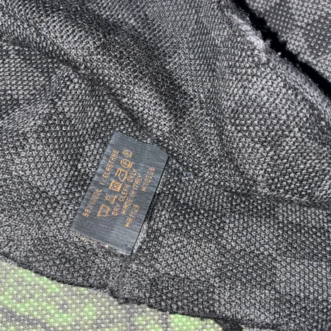 Louis Vuitton svart rutig mössa - 2