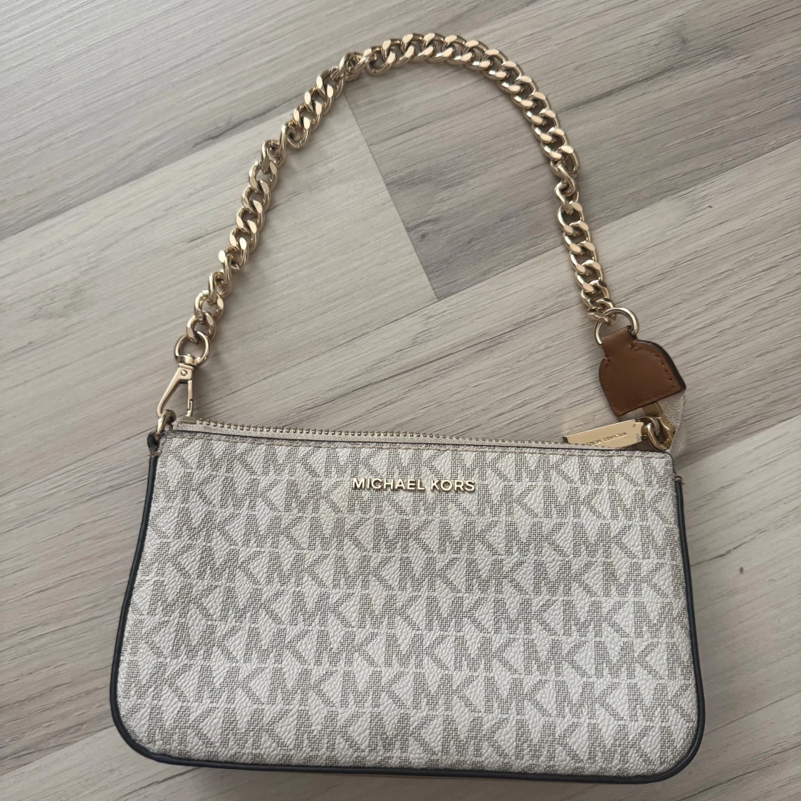 Michael Kors väska