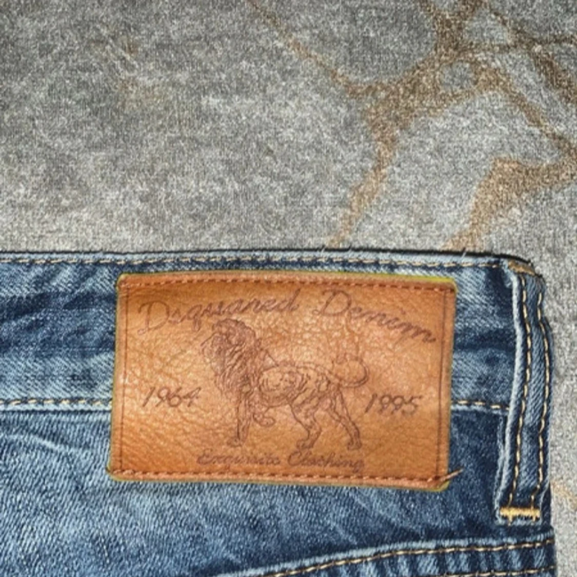 Dsquared2 blå jeans med patchar - 2