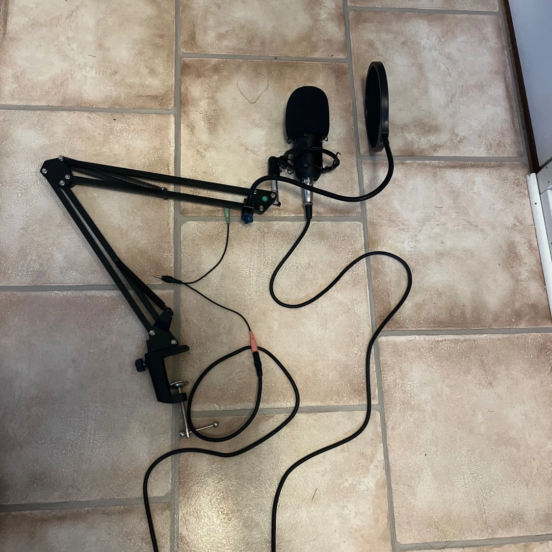 USB Kondensatormikrofon med arm och popfilter - 1