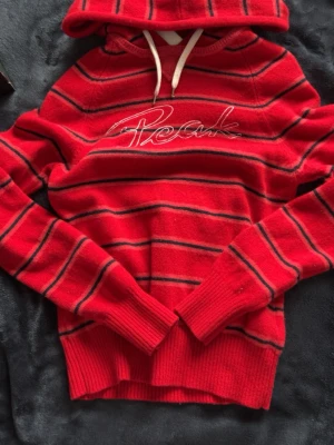 Vintage peak tröja  - Vintage peak performance tröja i super bra skick strl 160/Xs