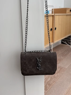 Snygg väska!🥰 - Jätte snygg väska köpt i Turkiet så ej äkta men ser väldigt äkta ut passar perfekt till allt!❤️❤️