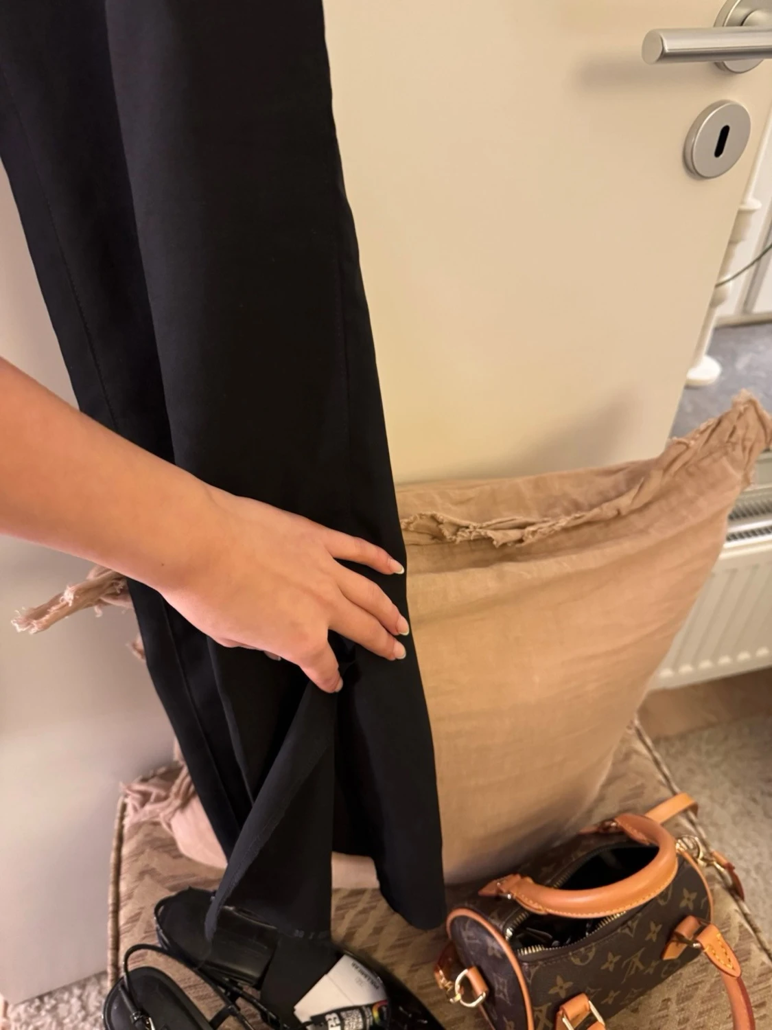 Svarta bootcut kostymbyxor - 1