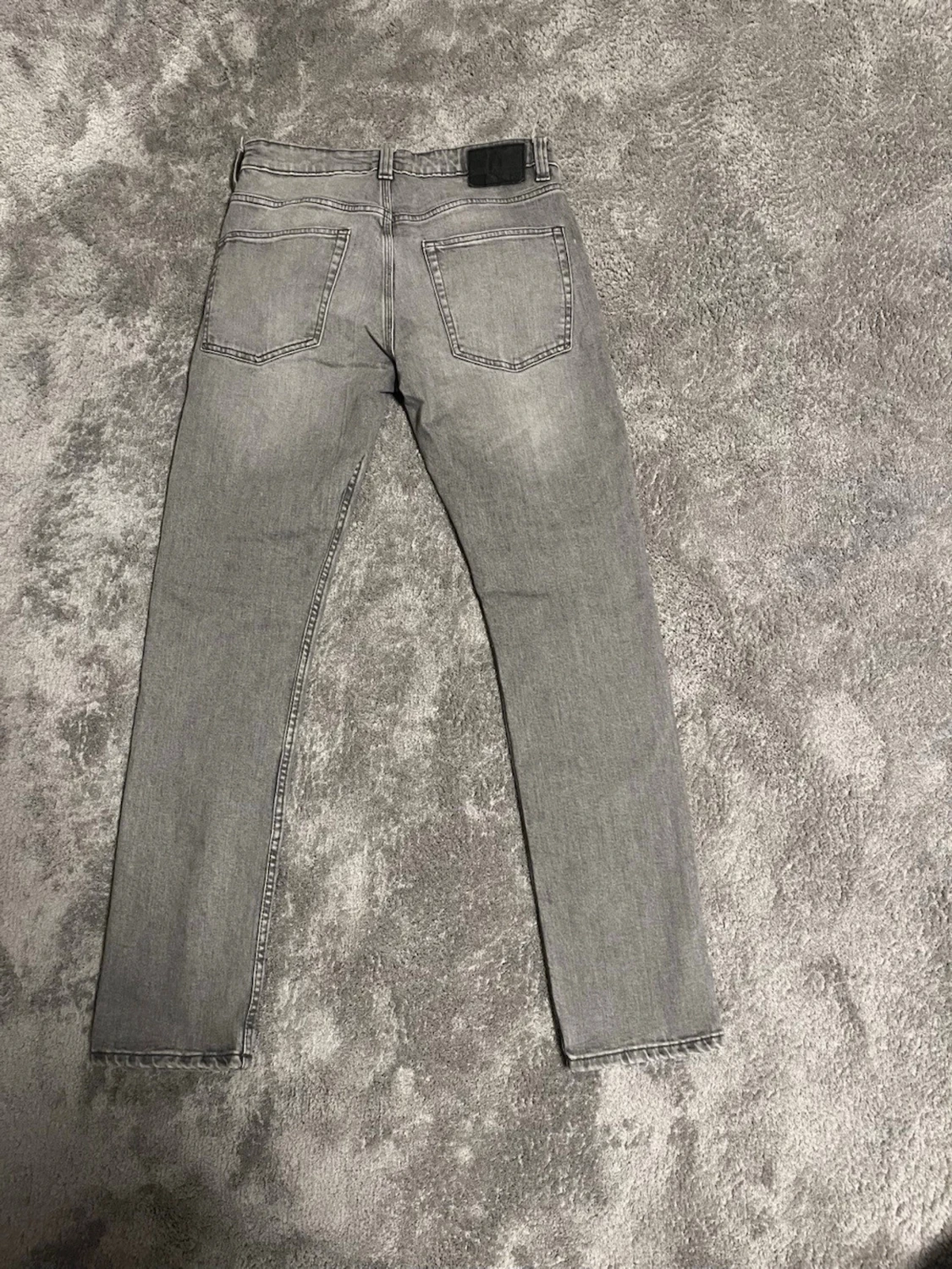 Gråa slim jeans  - 3