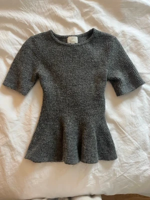 T-shirt  - Använt 2 gånger, kommer inte till användning 