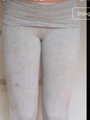 Yoga pants - Säljer för de inte passar. Storlek 150