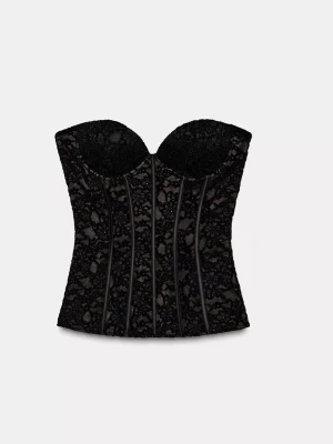 Korsett/topp Zara - As fin topp från Zara som aldrig kommit till användning. Bara testad och inga defekter på den vad jag vet! Helt slutsåld på Zara!