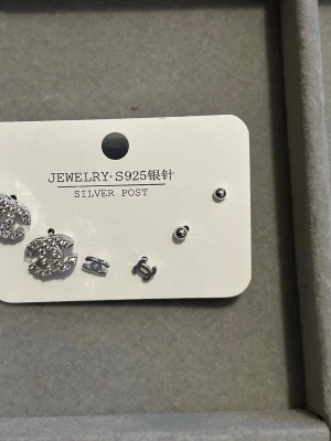 Örhängen i 3-pack - Aldrig använda