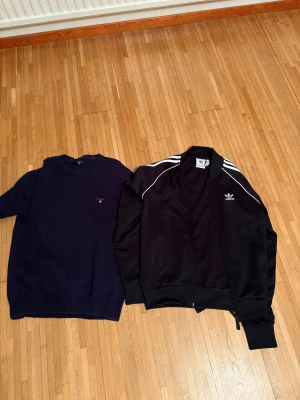 Gant & adidas koftor  - Båda är bra skick och säljs billigt 200kr stycket ta båda och få för 350kr