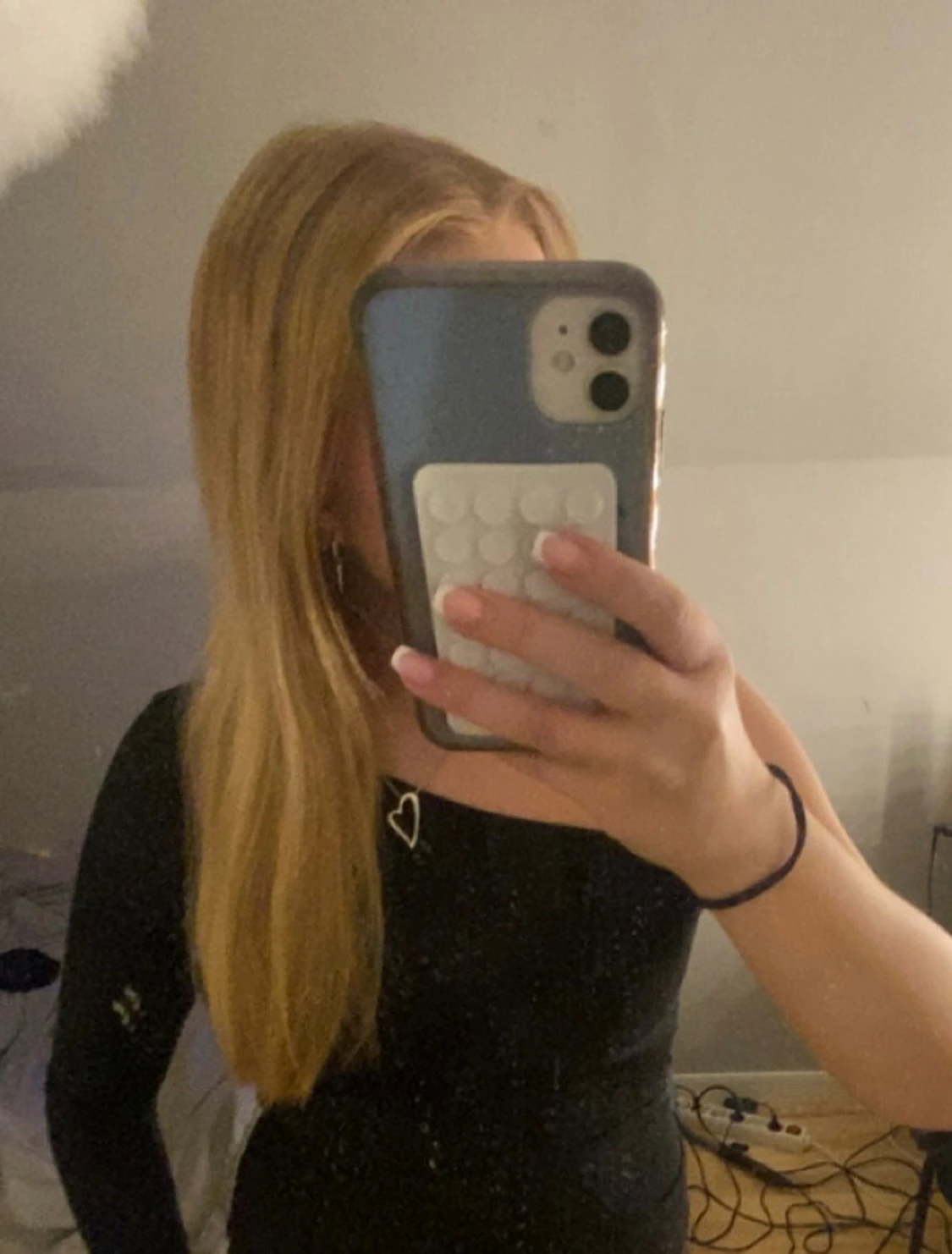 Svart one shoulder topp - 1