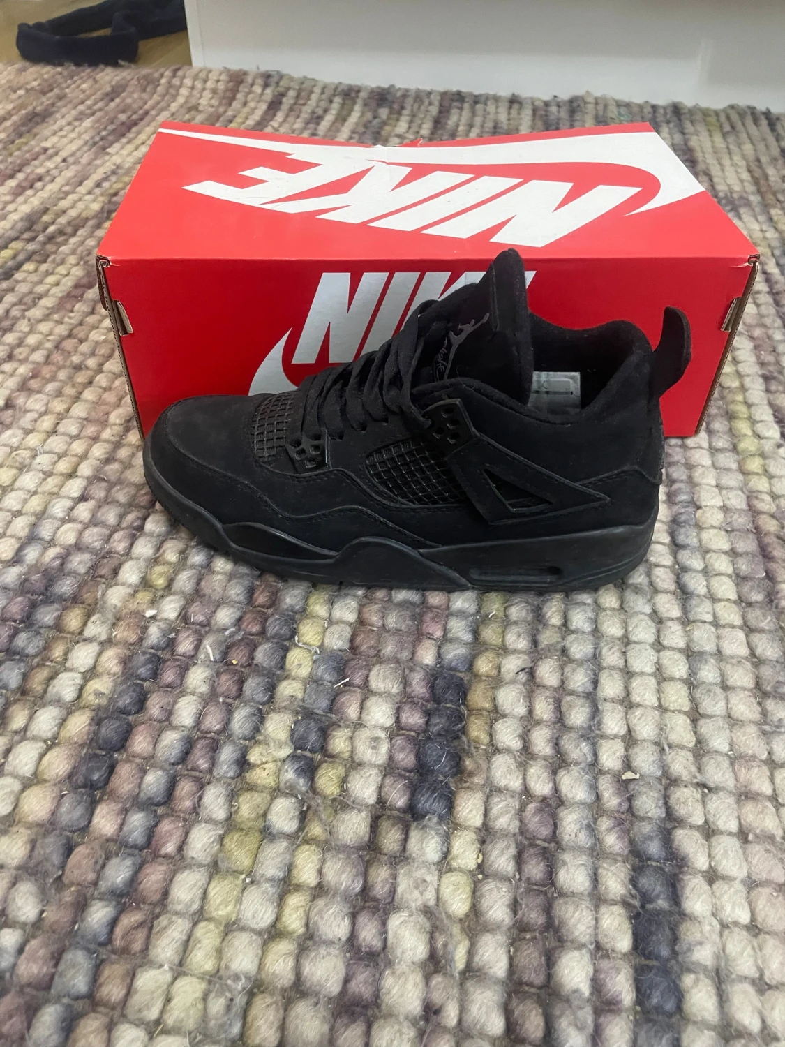 Nike Air Jordan 4 Retro Black Cat - 1