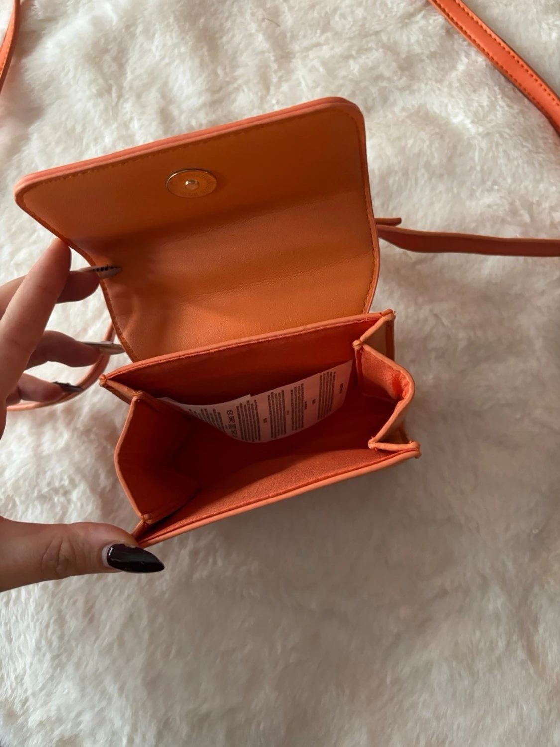 Orange axelväska  - 1